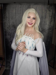 Photo de la robe magique d'Elsa Spirit