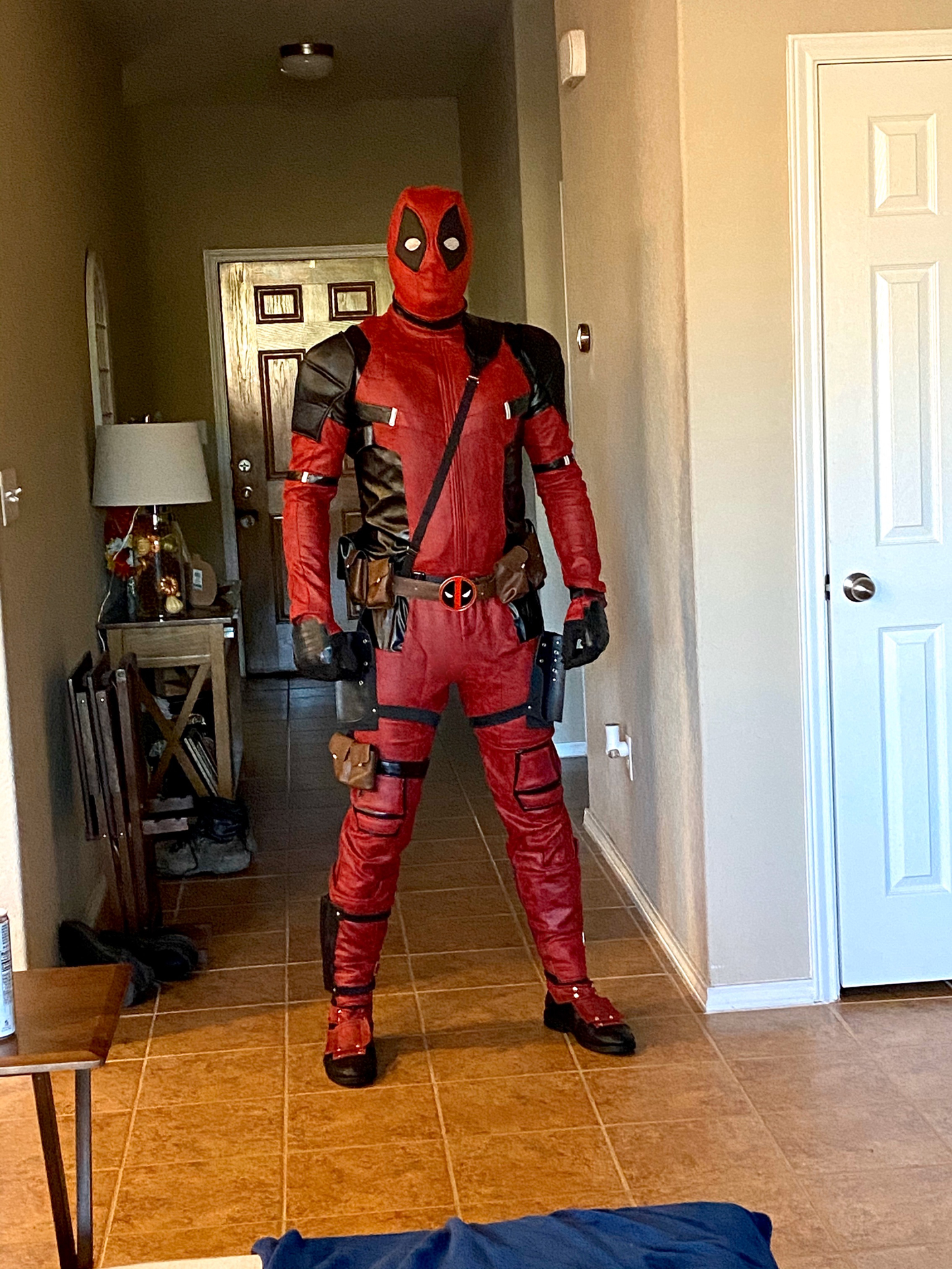Procosplay offers high quality, different version deadpool costumes,  accepts custom made and ship to the whole world - Best Profession Cosplay  Costumes Online Shop